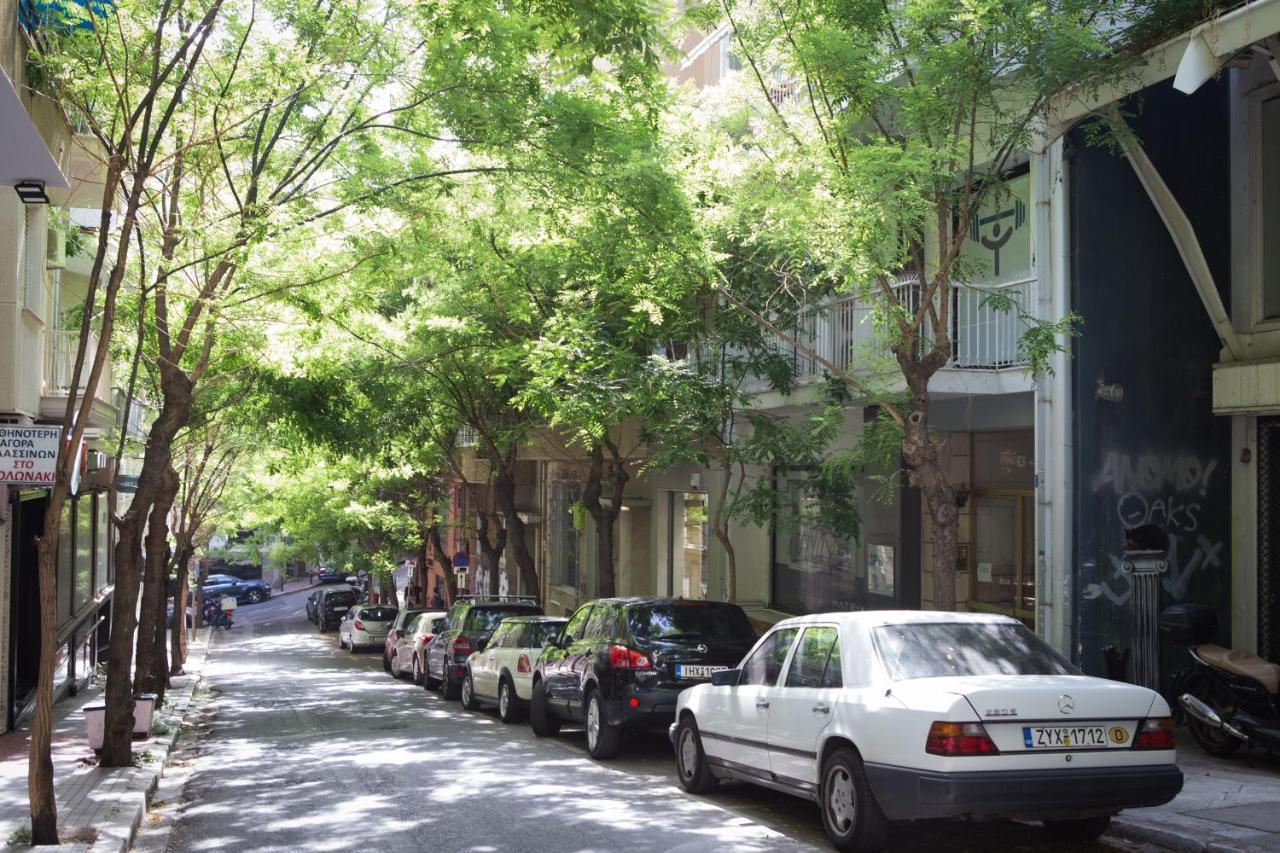 Stylish, Comfortable, Basement Loft-Like Apartment With Amenities アテネ エクステリア 写真
